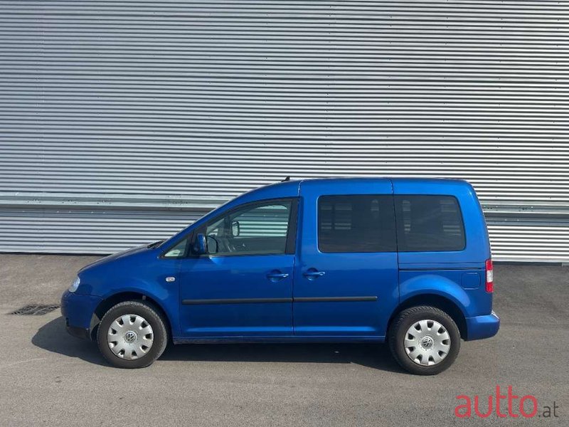 2010' Volkswagen Caddy photo #4