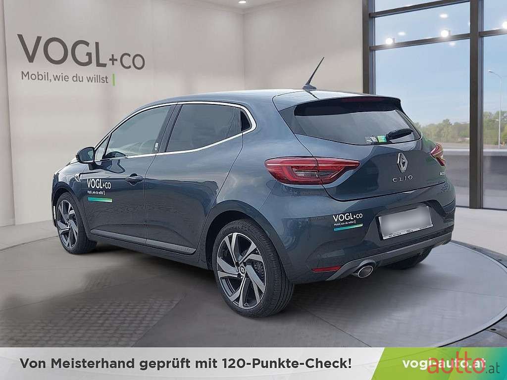 2023' Renault Clio photo #3