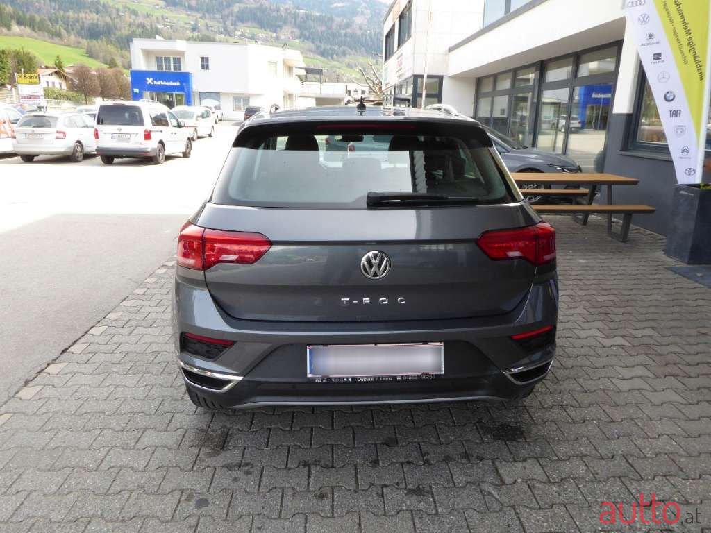 2018' Volkswagen T-Roc photo #4