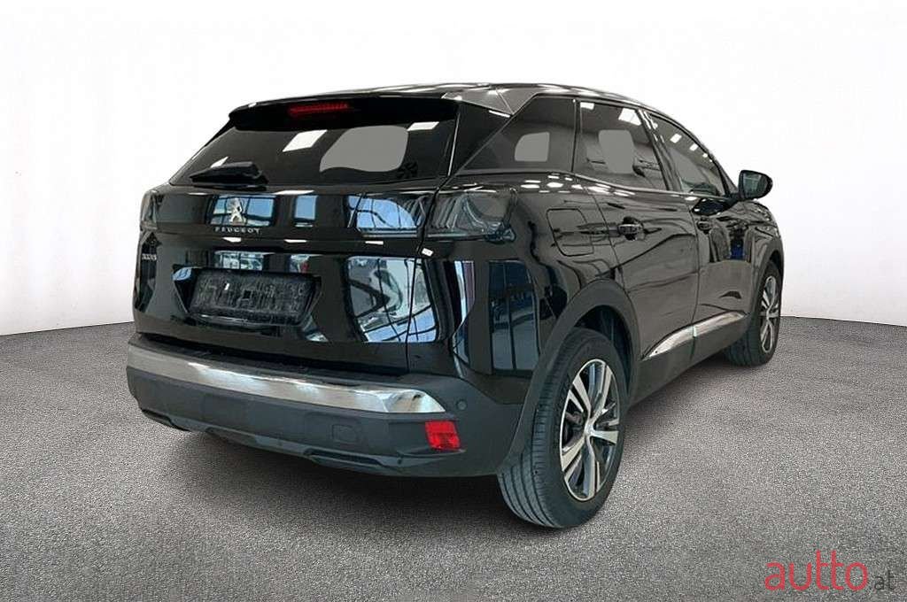 2024' Peugeot 3008 photo #1