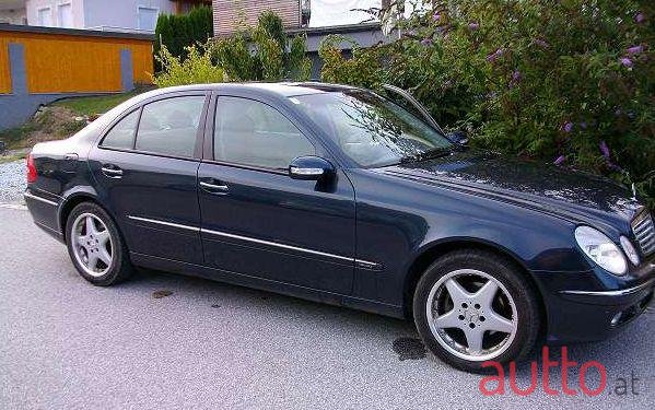2003' Mercedes-Benz E-Klasse photo #2
