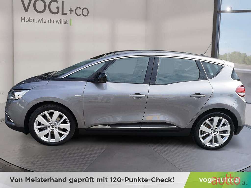 2020' Renault Scenic photo #2