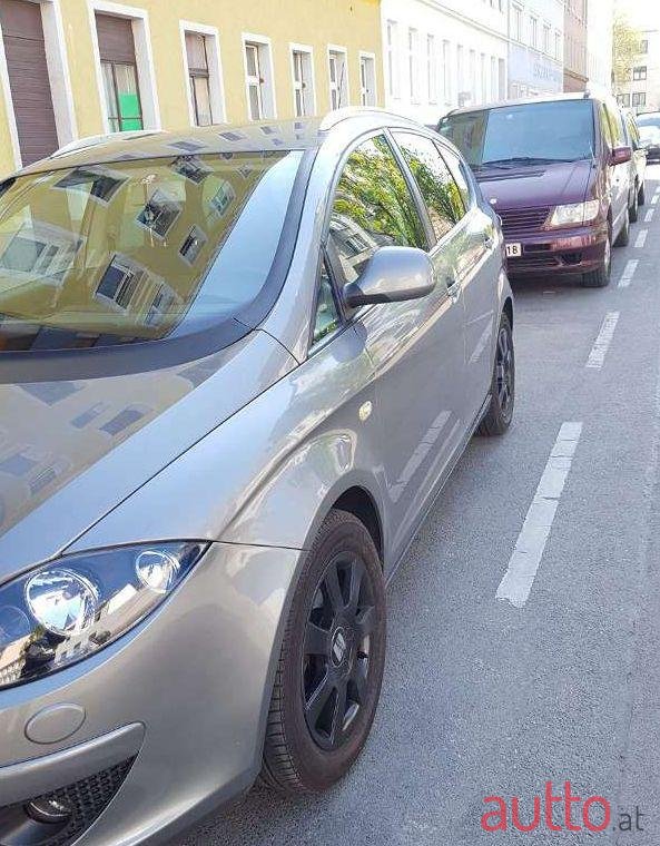 2007' SEAT Altea Xl photo #2