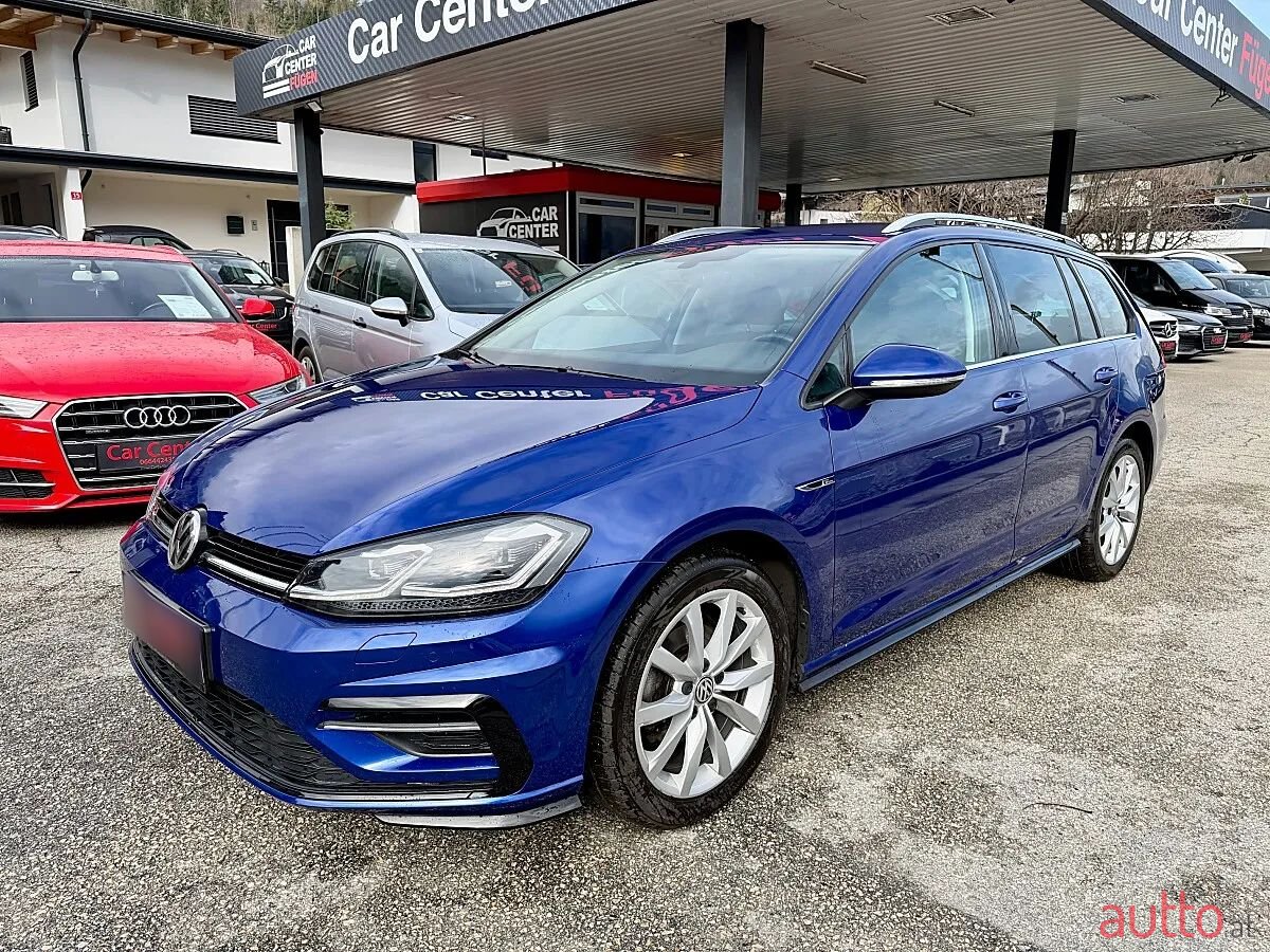 2017' Volkswagen Golf photo #5