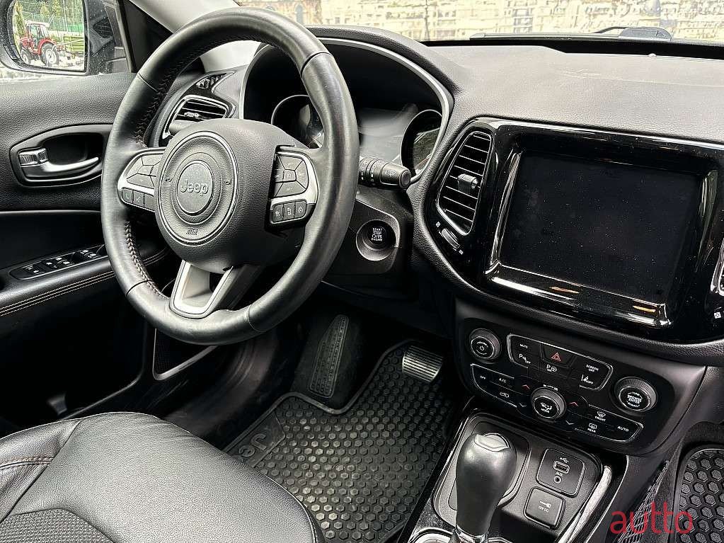 2018' Jeep Compass photo #6