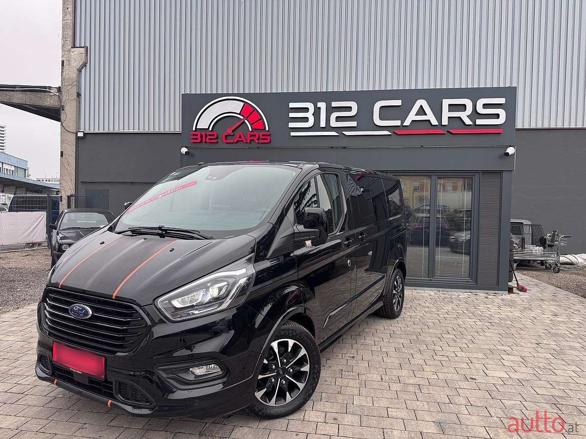 2019' Ford Tourneo photo #1