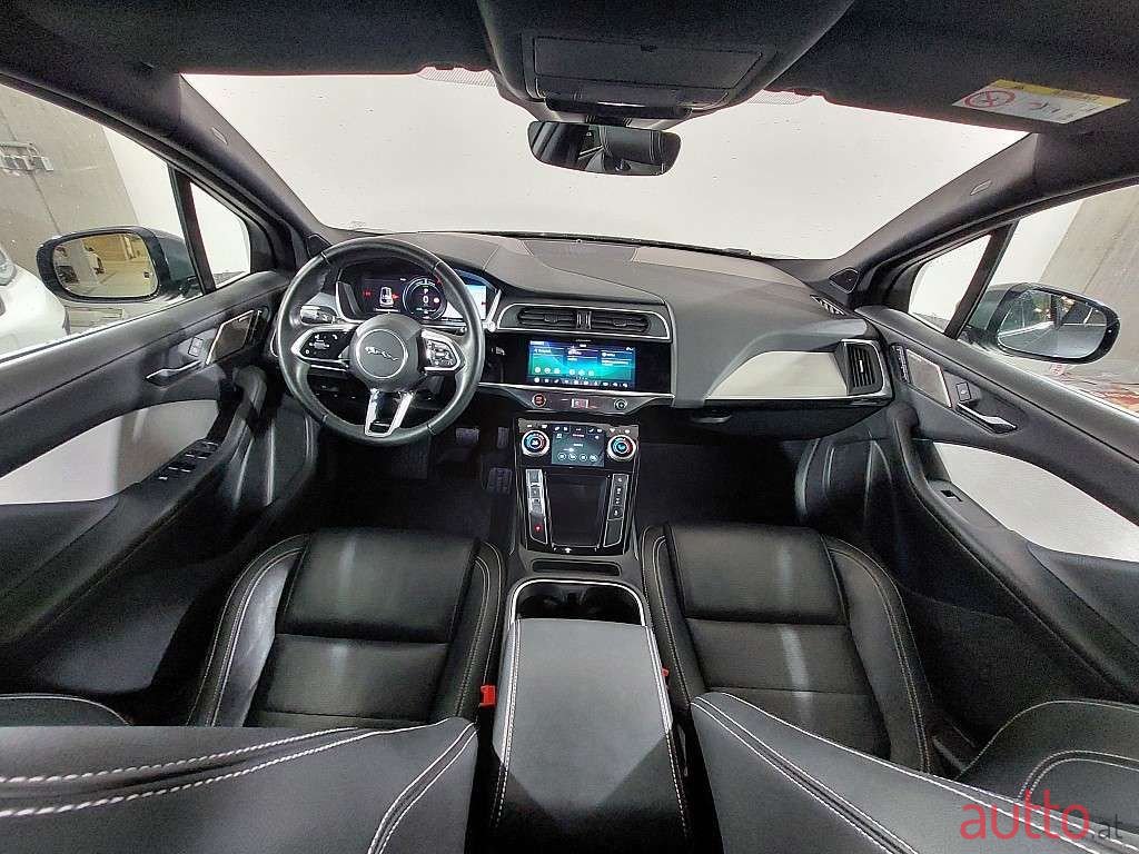 2020' Jaguar I-Pace photo #5