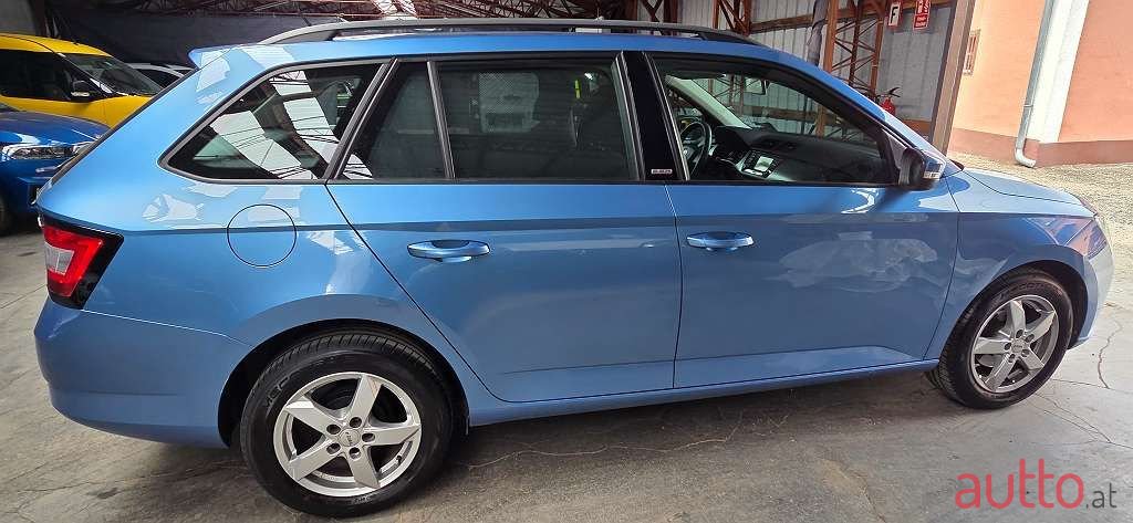 2017' Skoda Fabia photo #4