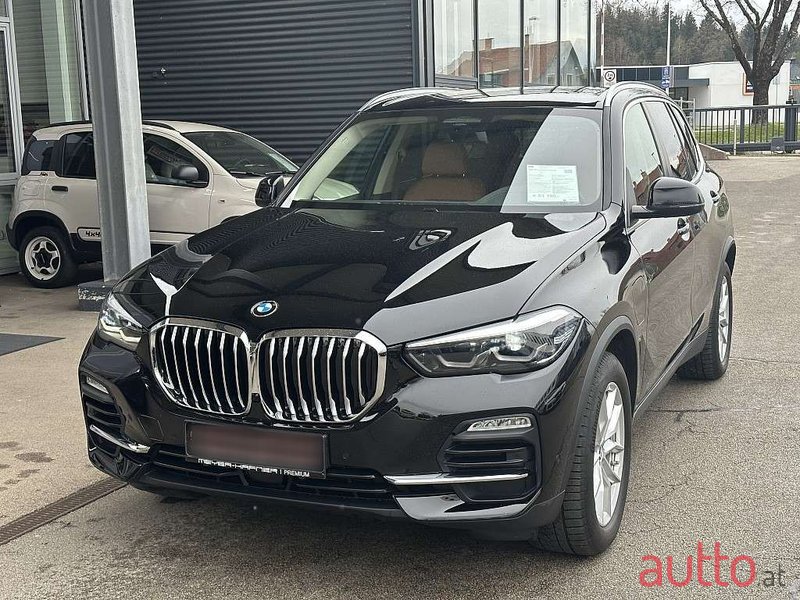 2020' BMW X5 photo #3