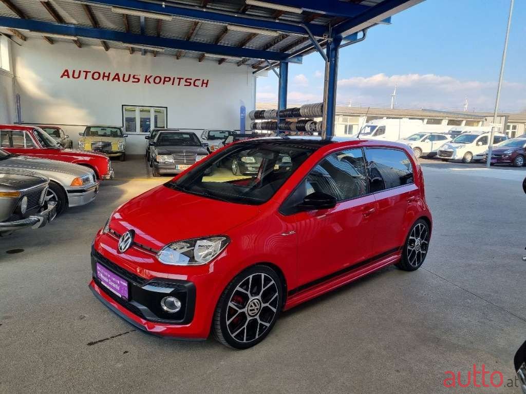 2019' Volkswagen Up! photo #1
