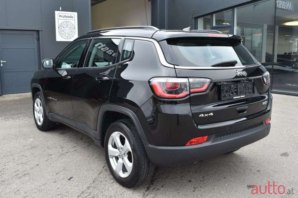 2019' Jeep Compass photo #5