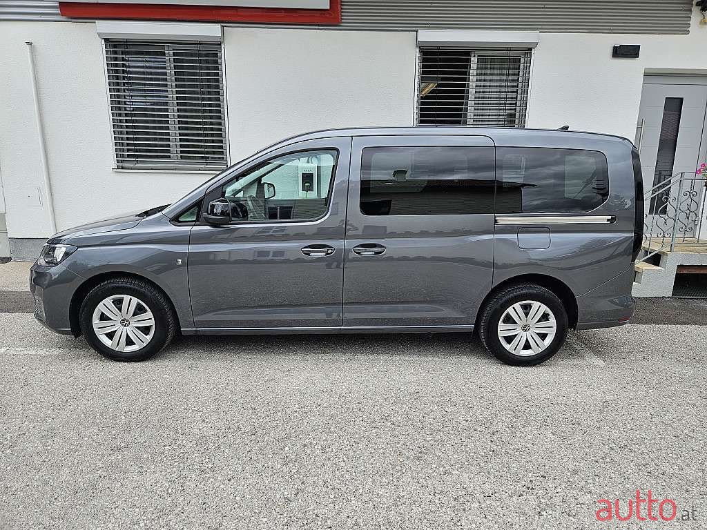 2021' Volkswagen Caddy photo #2