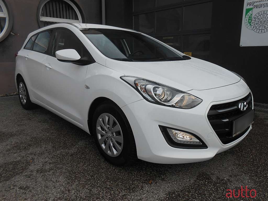 2016' Hyundai i30 photo #1