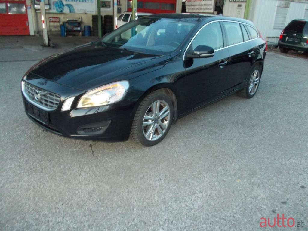 2012' Volvo V60 photo #3