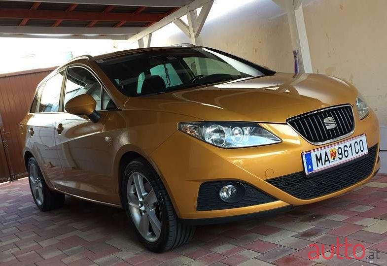 2010' SEAT Ibiza photo #1