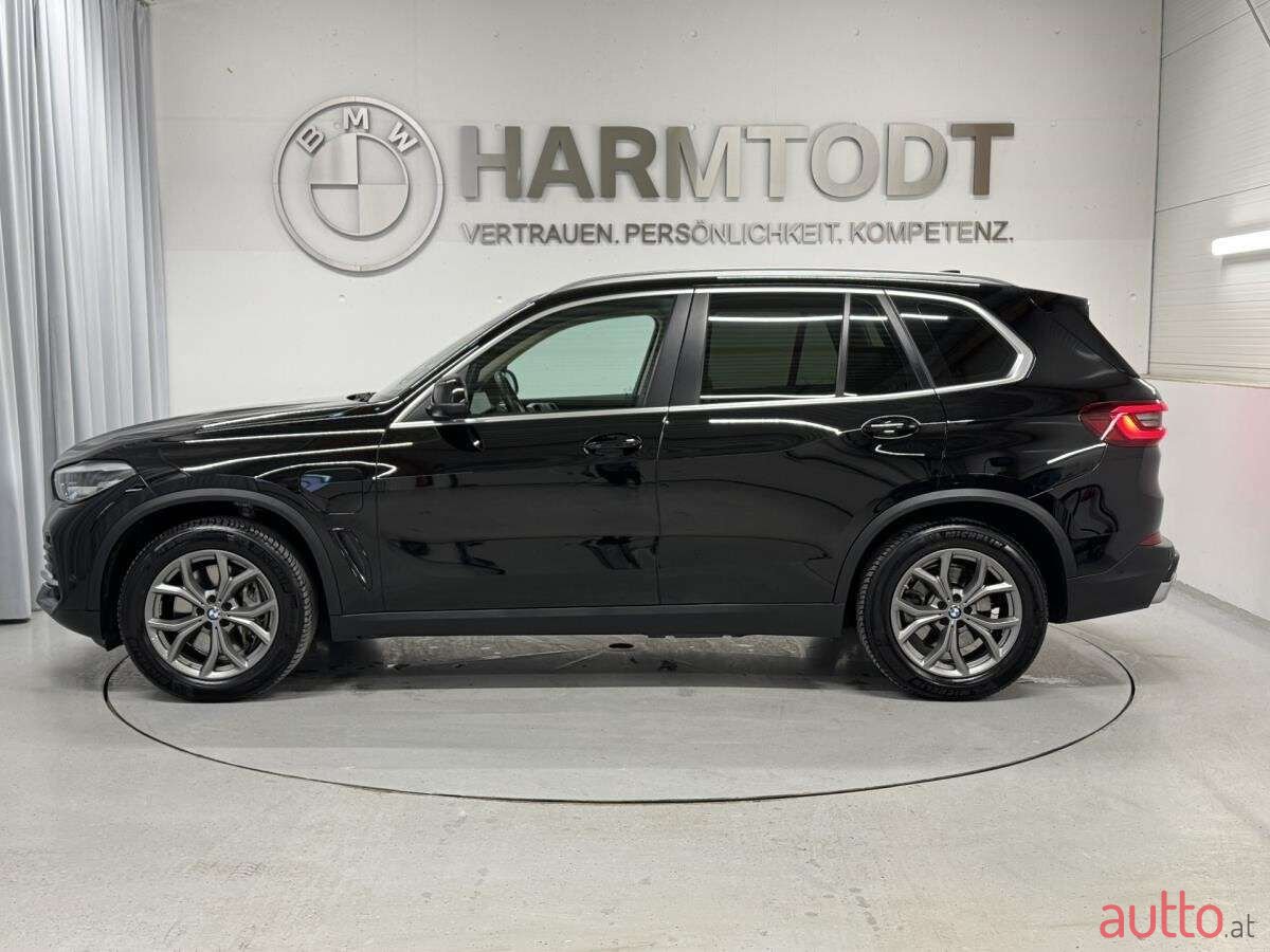 2020' BMW X5 photo #2