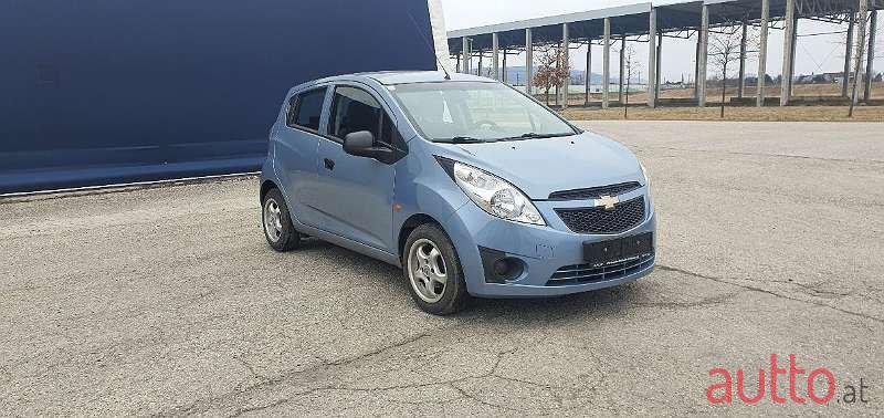 2011' Chevrolet Spark photo #2