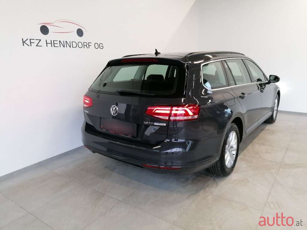 2015' Volkswagen Passat photo #6