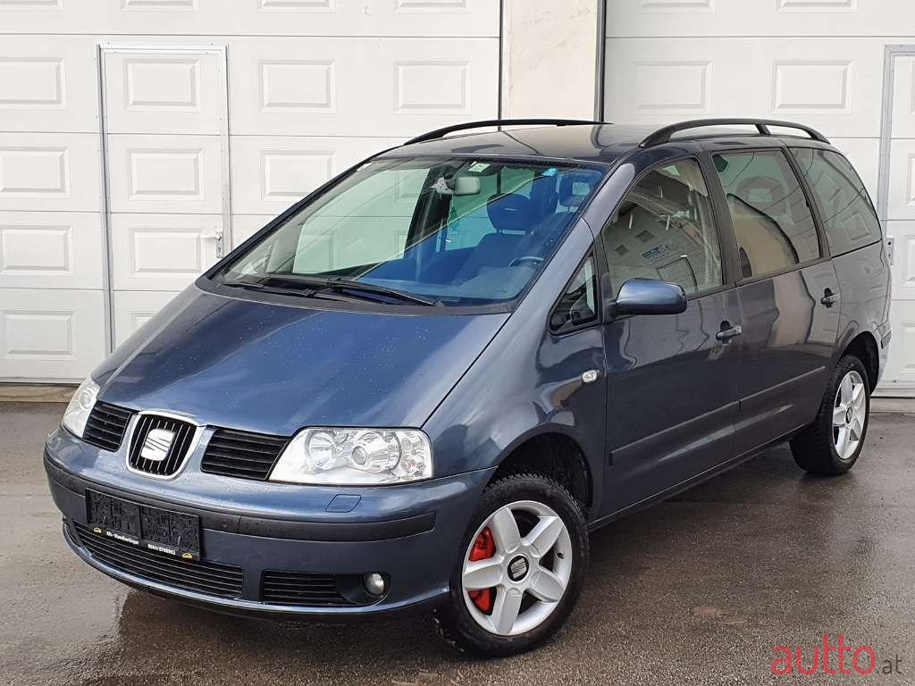 2004' SEAT Alhambra photo #1