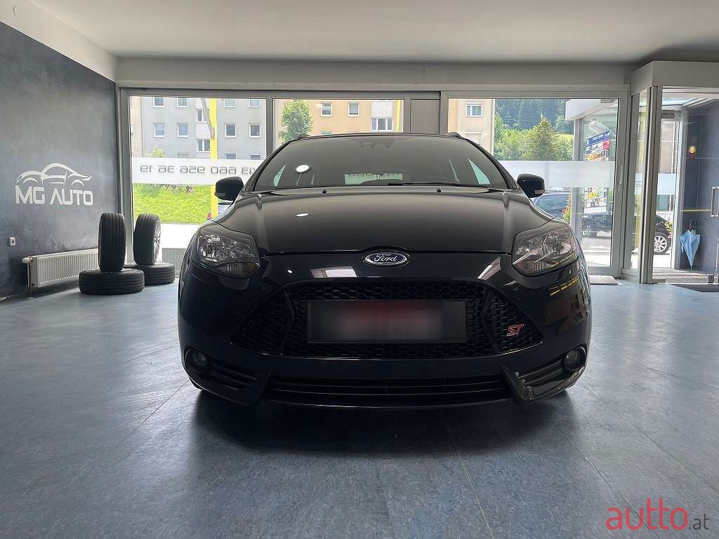 2014' Ford Focus photo #4