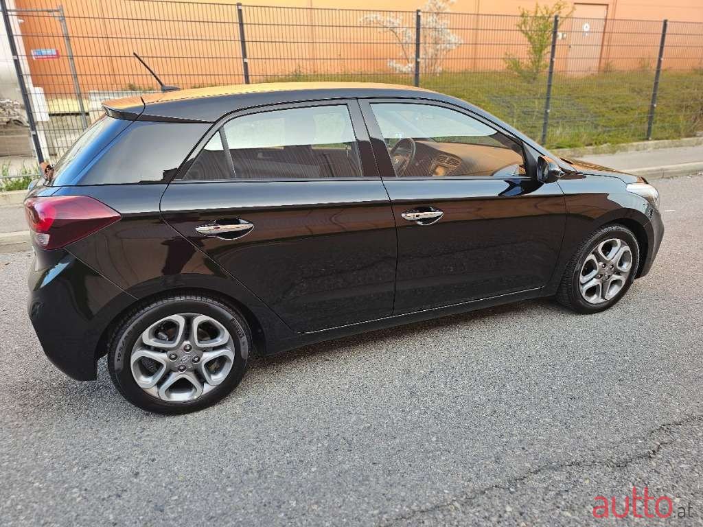2019' Hyundai i20 photo #6