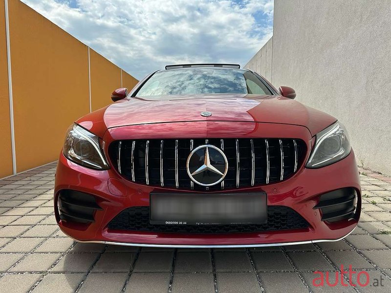 2018' Mercedes-Benz C-Klasse photo #2