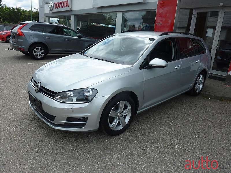 2016' Volkswagen Golf photo #1