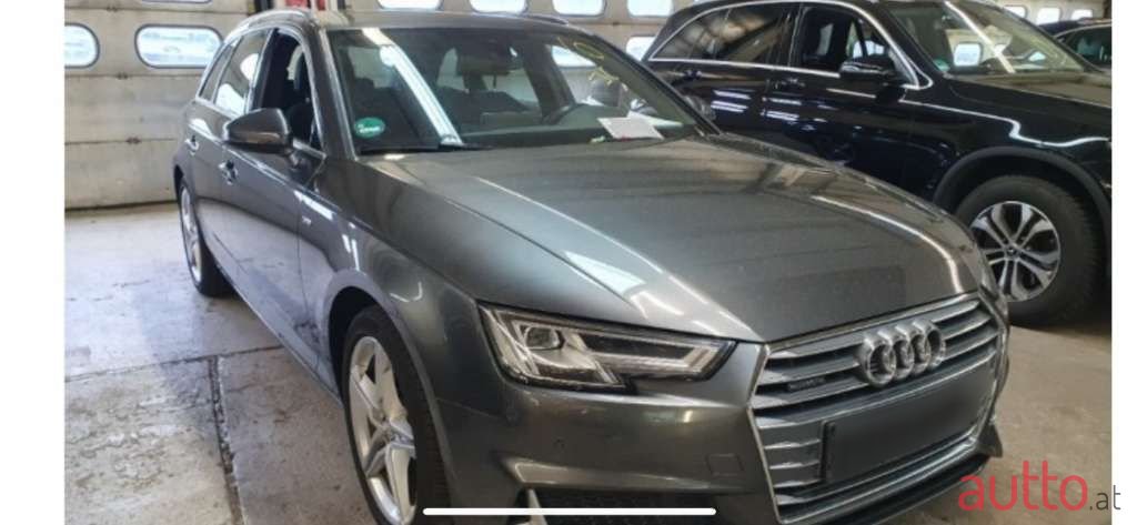 2019' Audi A4 photo #2