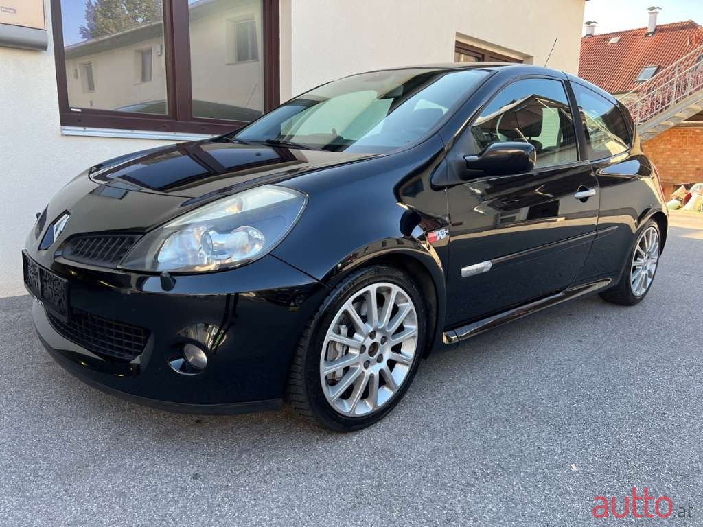 2008' Renault Clio photo #1