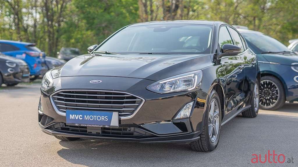 2021' Ford Focus photo #1