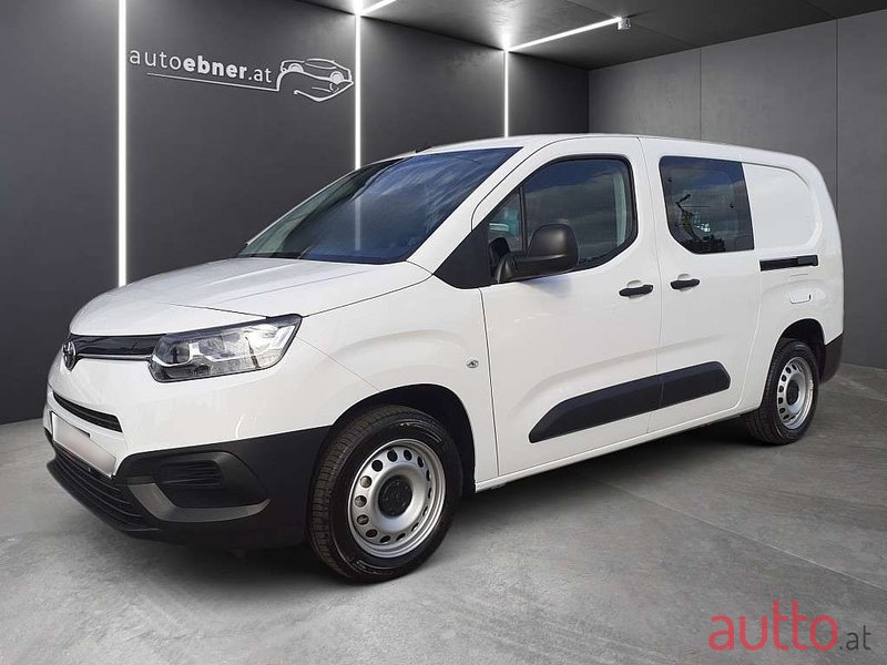 2023' Toyota ProAce photo #1