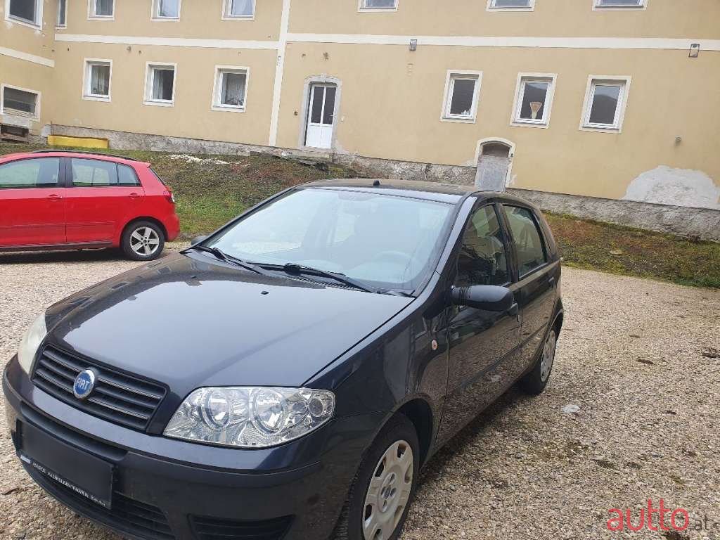 2005' Fiat Punto photo #2