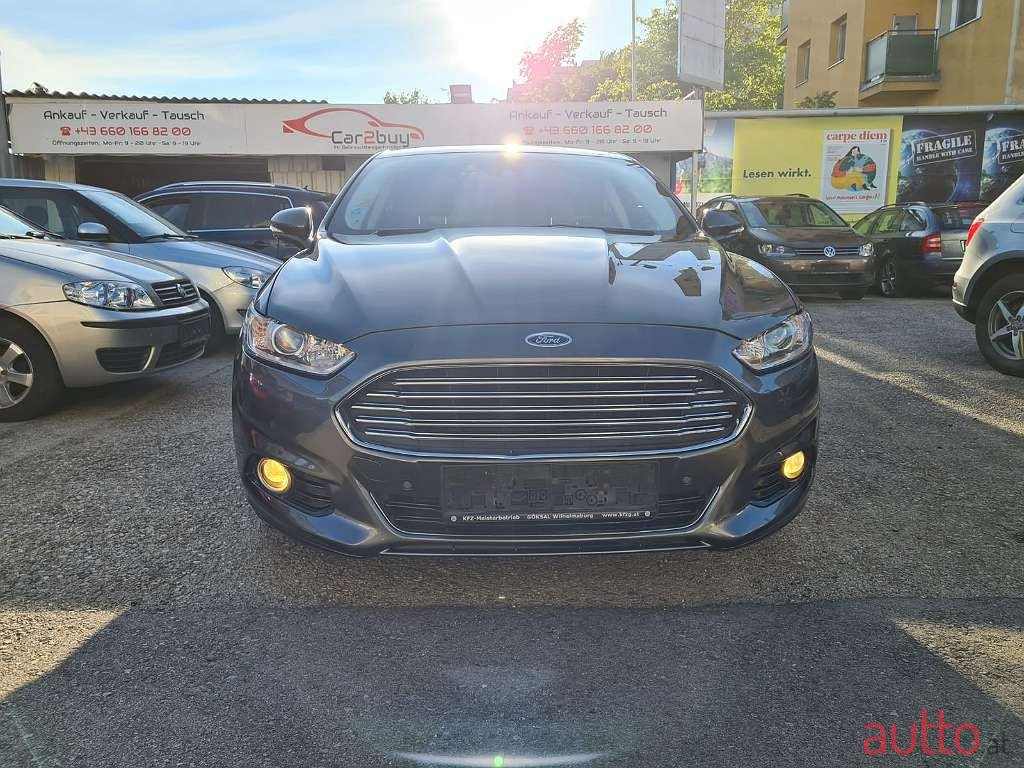 2015' Ford Mondeo photo #2