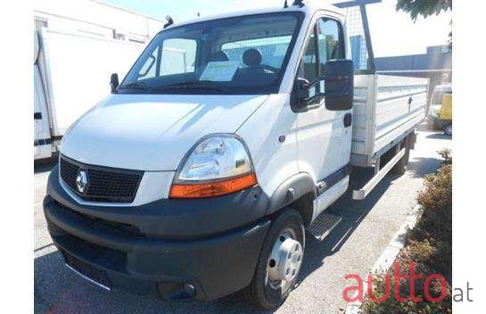 2010' Renault Mascott photo #1