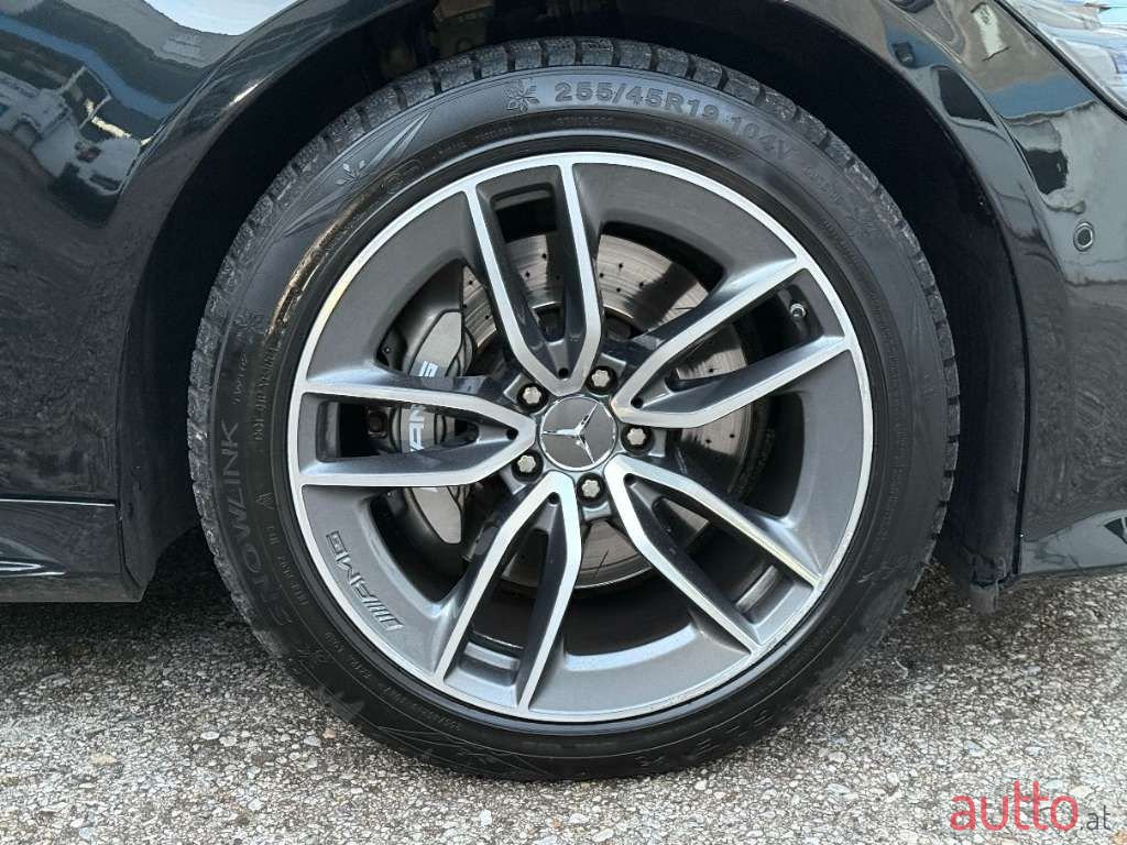 2020' Mercedes-Benz AMG GT photo #2