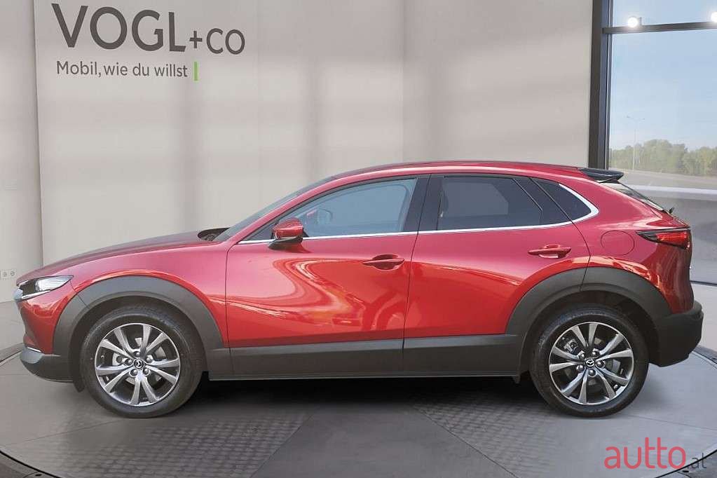 2019' Mazda CX-30 photo #2