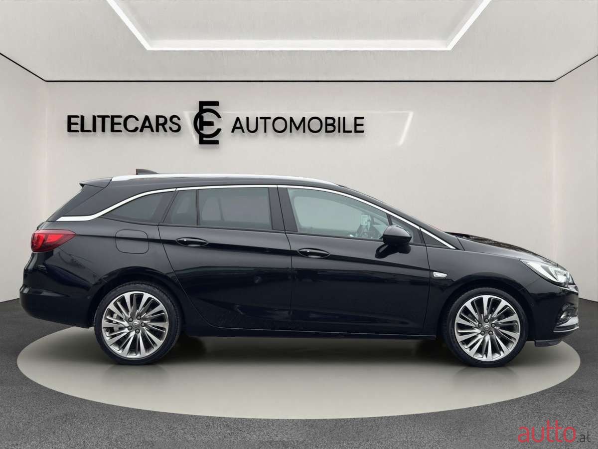 2017' Opel Astra photo #2