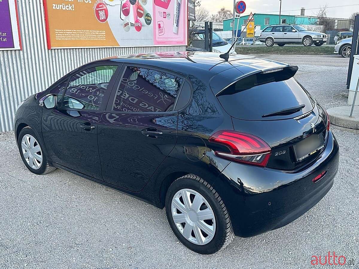2018' Peugeot 208 photo #5