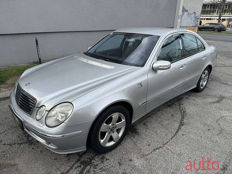 2002' Mercedes-Benz E-Klasse photo #1