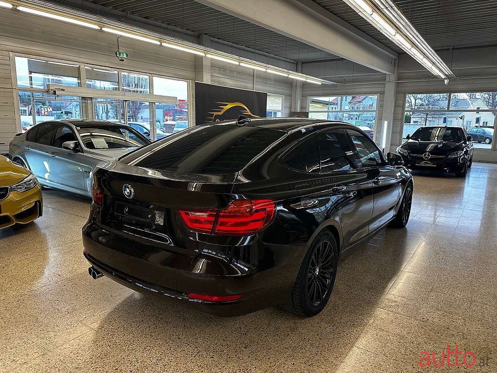 2013' BMW 3Er-Reihe photo #5