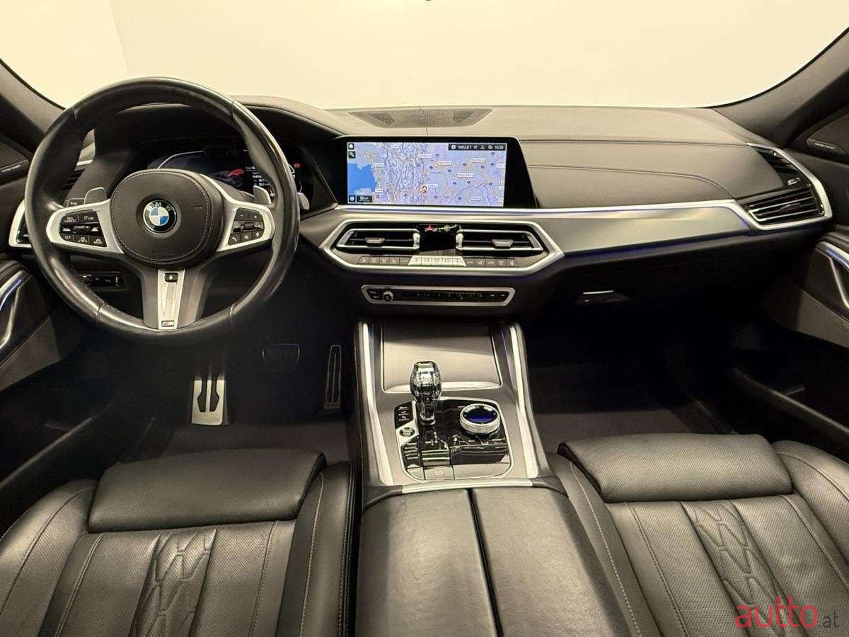 2022' BMW X6 photo #5
