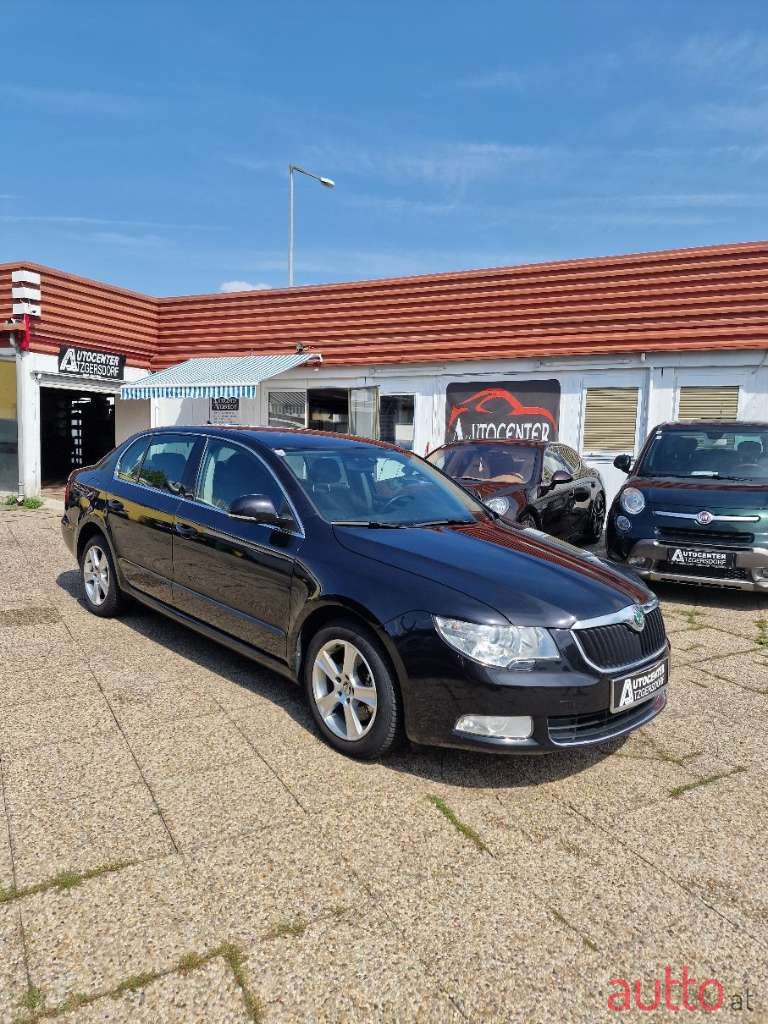 2010' Skoda Superb photo #6