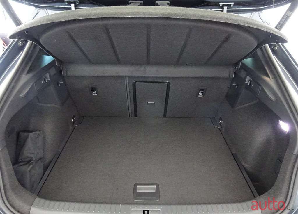 2023' Cupra Formentor photo #4