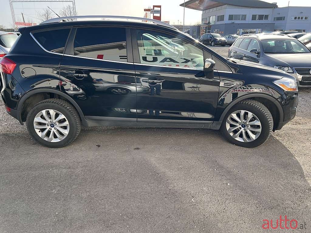 2011' Ford Kuga photo #5