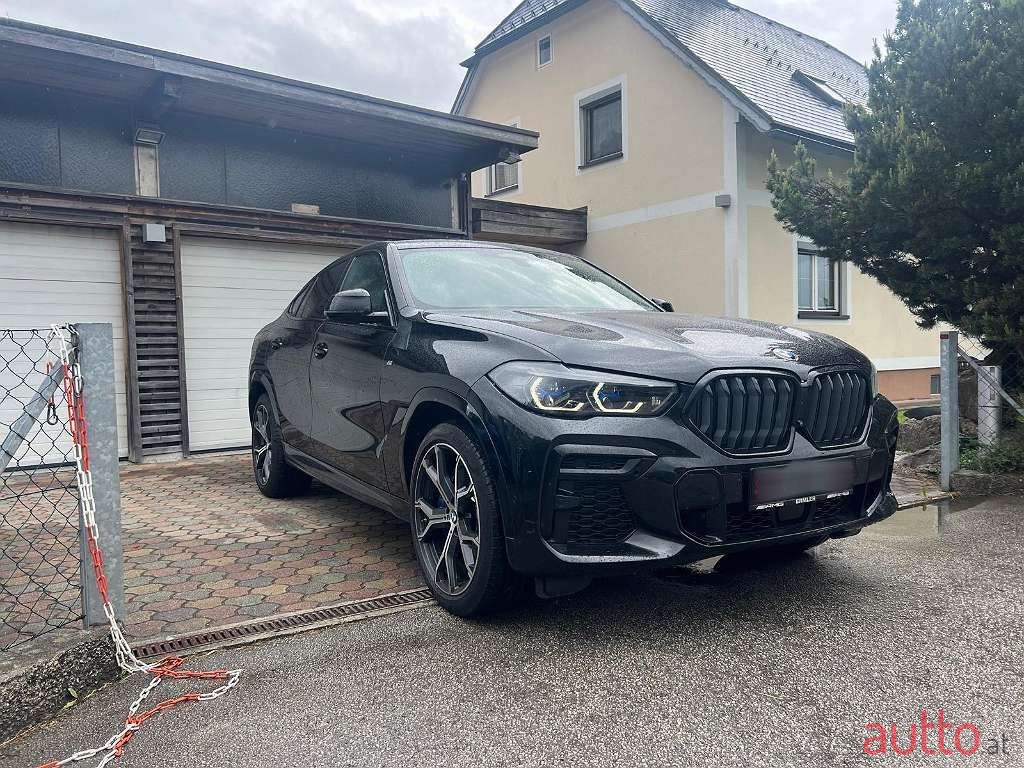 2021' BMW X6 photo #1