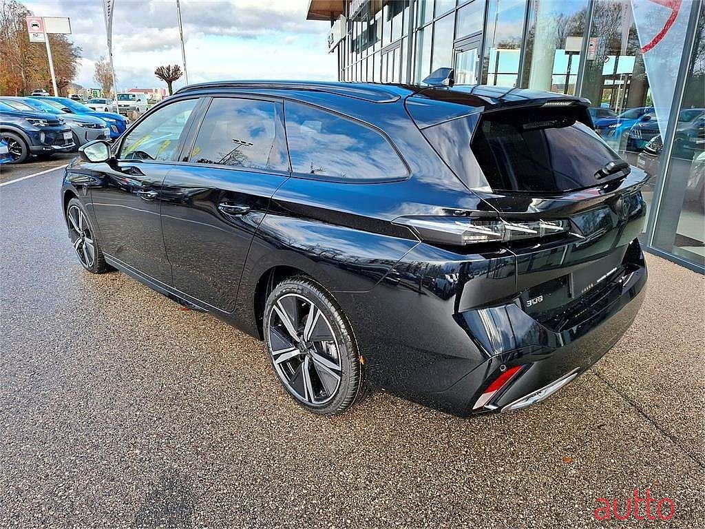 2024' Peugeot 308 photo #3