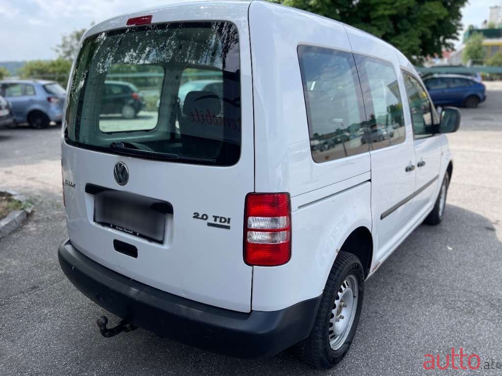 2014' Volkswagen Caddy photo #4