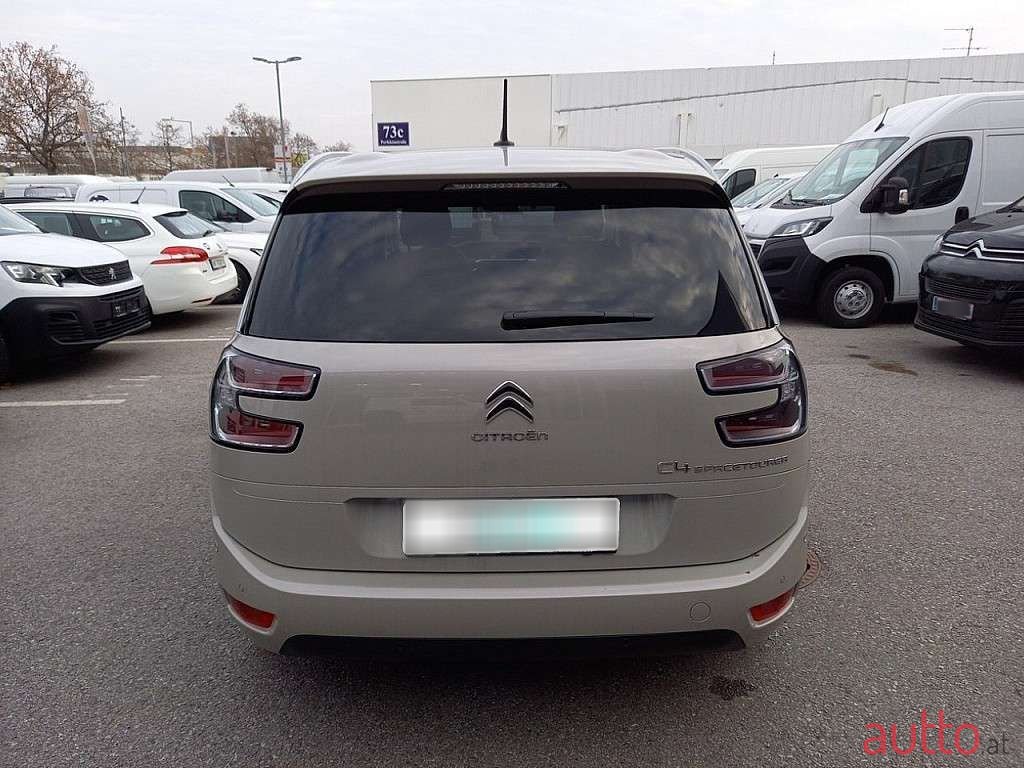 2022' Citroen C4 photo #6