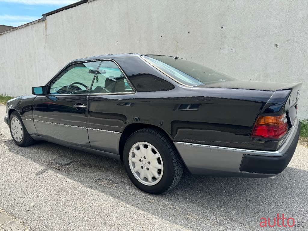 1991' Mercedes-Benz E-Klasse photo #6