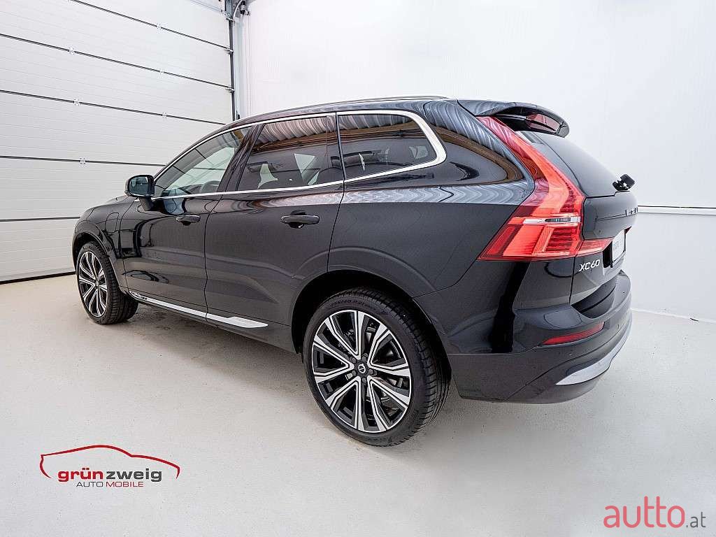 2021' Volvo XC60 photo #6